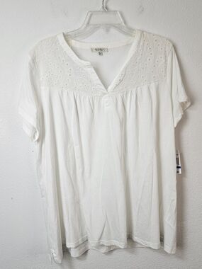 Angels White Eyelet Yoke V-Neck Top Size XL New